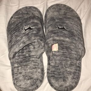VS PINK limited addition velvet slippers